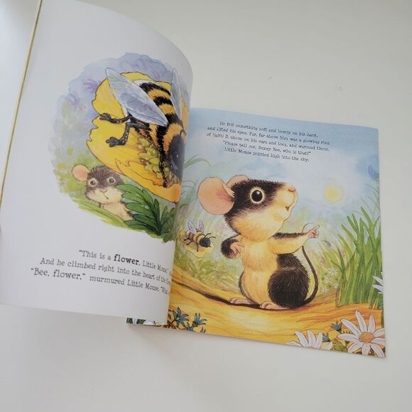 Everyone To Share children Storybook - Picture 2 of 4